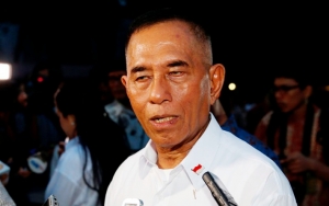 Menhan Minta Polri Tetap Tegakkan Hukum Walau Terkait Purnawirawan TNI