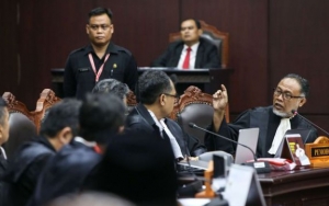 Intip Cuitan Kocak Warganet Parodikan Dialog Saksi di Sidang MK