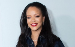 Rihanna Akui Susah Tidur Gara-Gara Ukuran Dada Terlalu Besar
