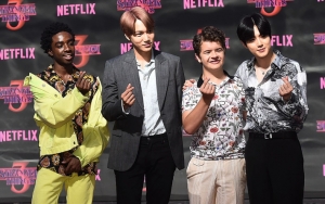 Kai dan Suho EXO Jadi Tour Guide Bintang 'Stranger Things' Saat Kunjungi Korea