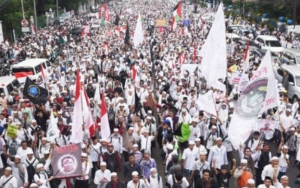 Jelang Sidang Putusan Gugatan Pilpres, PA 212 Bakal Kerahkan 100 Ribu Orang Serbu Gedung MK