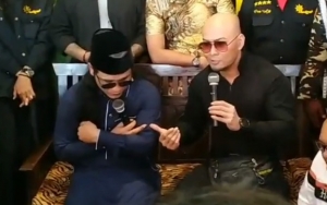 Deddy Corbuzier Resmi Masuk Islam, Begini Tanggapan Keluarga dan Sang Putra
