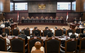 Para Alumni Bertarung di Sidang MK, FH UGM Jadi Trending Topic