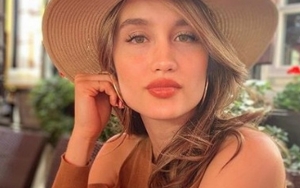  Tulis Soal Kegelisahan, Ada Apa Dengan Cinta Laura?