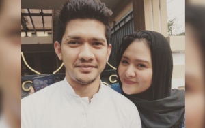 Ulang Tahun Pernikahan ke-7, Audy Item Istri Iko Uwais Unggah Foto Keluarga Kecil Bahagia
