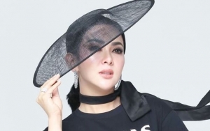 Syahrini Hampir Disosor Burung Pelikan Saat Liburan di Australia, Diejek Gara-Gara Sok Imut
