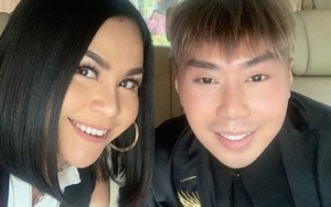 Foto Bareng Roy Kiyoshi, Melaney Ricardo Banjir Titipan Pertanyaan Ini