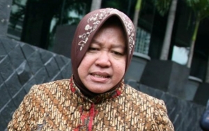 Sempat Masuk ICU Gara-Gara Kelelahan, Wali Kota Surabaya Risma Dirujuk ke RSU dr Soetomo