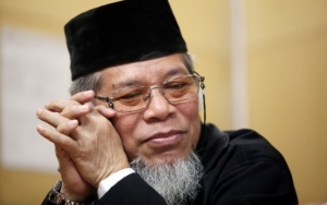 Ini Alasan Eks Penasihat KPK Nekat Gelar Aksi di MK Walau Sudah Dilarang