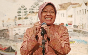 Walkot Surabaya Risma Tetap Bekerja Walau Sakit, Netter Justru Singgung Gubernur DKI