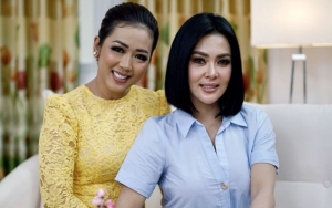 Syahrini Dicibir Saat Foto Bareng Soimah, Body Montok Istri Reino Barack Isyaratkan Hamil