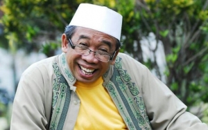 Terancam Penjara 7 Tahun, Pelawak Qomar Akui Buat dan Cetak Sendiri Surat Lulus S2-S3 Palsu