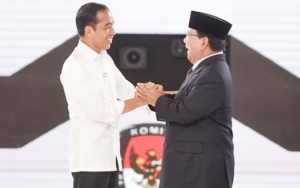 Viral Jokowi dan Prabowo 'Foto Bersama', Warganet Seketika Adem