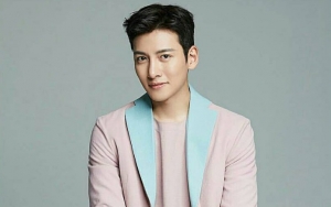 Ji Chang Wook Coba Filter Snapchat Kekinian Malah Dibilang Mirip V BTS, Setuju?