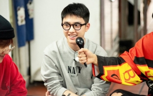 D.O. EXO Resmi Masuk Wamil, Penampilan Imut di Pusat Pelatihan Bikin Gemas
