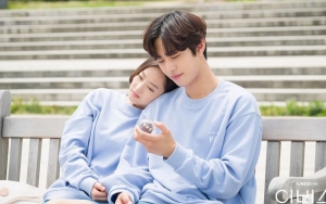 tvN Lagi-Lagi Rilis Foto Mesra Park Bo Young - Ahn Hyo Seop, Netter Jadi Gagal Move On dari 'Abyss'