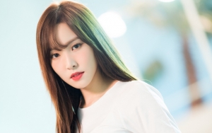 Pose Tidur Kebiasaan Yuju G-Friend Buat Syok Penonton 'Hello Counselor'