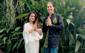 4 Tahun Pacaran, El Rumi dan Marsha Aruan Pilih Kencan di Trotoar Ibu Kota