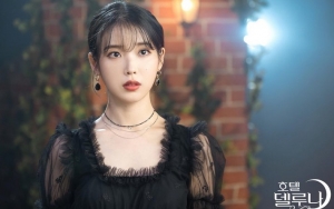 IU Beri Penjelasan Soal Kostum Mewah Yang Ditebak Jutaan Dollar di 'Hotel Del Luna'