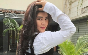 Rosa Meldianti Kembali Panen Hujatan Usai Posting Foto Tanpa Make Up