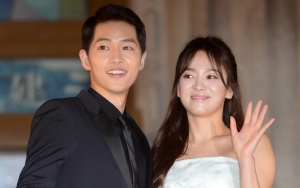 Ayah Song Joong Ki Tak Tahu Anaknya Ceraikan Song Hye Kyo, Langsung Syok dan Mengurung Diri