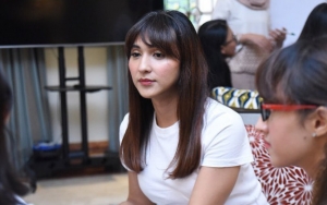 Dena Rachman Didukung Artis Ikut Pride Parade di Amerika, Netter Justru Menegur 