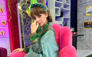 Kocaknya Komentar Netter Lihat Dinar Candy Ganti Gaya Rambut Jadi Blonde