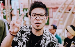Baim Bikin Sederet Artis Ngakak Usai Gagal Total Lakukan Bottle Cap Challenge yang Viral