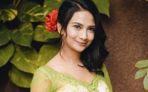 Vanessa Angel Akhirnya Sambangi Makam Ibunda, Netter 'Bujuk' Temui Sang Ayah