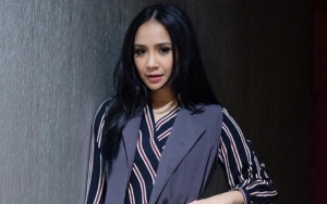  Dikira Ratusan Juta, Harga Blazer Kuning Nagita Slavina Bikin 'Cegek' Ternyata Cuma Segini