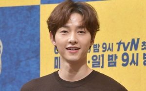 Beredar Foto Song Joong Ki Ceria Kumpul Bareng Kim Tae Ri dkk Usai Gugat Cerai Song Hye Kyo 