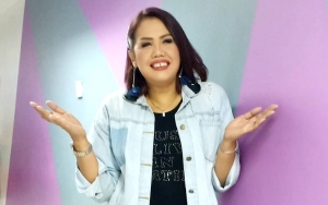 Dikenalkan Teman, Ely Sugigi Akui Sedang Dekat Dengan Berondong Asal Pakistan