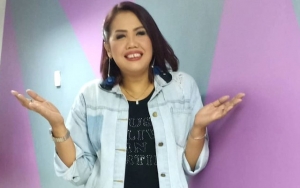 Belum Move On, Ely Sugigi Ungkap Rela Dipoligami Mantan Suami Ketiga