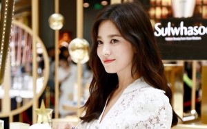 Song Hye Kyo Dituding Sengaja Kabur ke Tiongkok Usai Dicerai Song Joong Ki, Fans Tak Terima