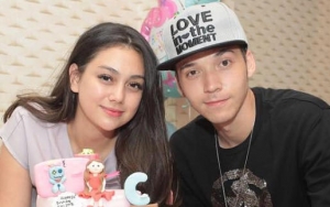 Dibocorkan Stefan William, Wajah Bening Celine Evangelista 'Bumil Cantik' Bak Lukisan Bunda Maria