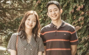 Kim Go Eun dan Jung Hae In Ceria di Poster Perdana 'Yoo Yeol's Music Album', Fans Ikut Bahagia