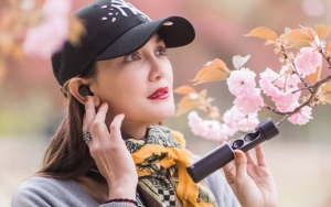  Luna Maya Karaoke Bareng Cowok Misterius Ditutup Stiker, Kepincut Orang Jepang Pengganti Reino?