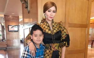 Inul Daratista Posting Istana Mainan Putra Semata Wayang, Netter Malah Simpati Lihat Anak Sendirian