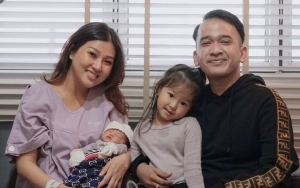  Sarwendah Akhirnya Balik Ke Jakarta Kumpul Suami, Romantisnya Sambutan Ruben Onsu Buat Istri
