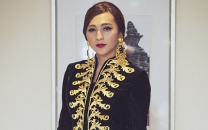 Dilamar Bule Tampan, Dena Rachman Cerdas 'Tampar' Haters Nyinyir Soal Nikah Sesama Jenis