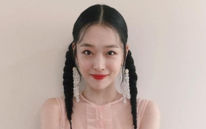 Sulli Sukses Lakukan Hal Ini Gunakan Lidahnya, Netter Kagum