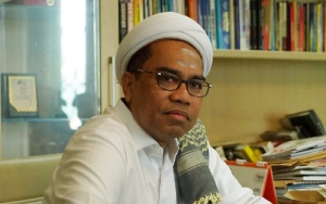 Ngabalin Soal Moeldoko Belikan Rizieq Tiket Pulang: Harusnya Niat Baik Direspons Baik