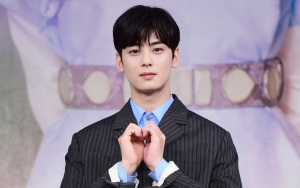 Cha Eunwoo Blak-Blakan Soal Wajahnya Sering Dipuji Terlalu Tampan