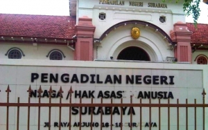 Terciduk Main HP Saat Sidang, Begini Penjelasan Hakim PN Surabaya