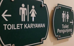 Puri Indah Mall Akhirnya Cabut Papan Pemisah Toilet Ojol dan Pengunjung Usai Dikritik 