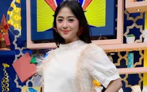 Dewi Persik Jalani Rekaman Lagu Paling Sulit Hingga Meneteskan Air Mata, Kenapa?
