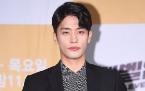 Sung Hoon Akui Lebih Nikmati Tampil di Variety Show Berkat 'I Live Alone'