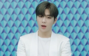 Resmi Debut, Kang Daniel Tampan Dan Menawan Bawakan Warna Sendiri Dalam MV 'What Are You Up To'