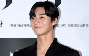 Park Seo Joon Digoda Fans Habis-Habisan Usai Posting Foto Ganteng dan Seksi