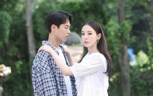 Lee Da Hee dan Lee Jae Wook Ciuman Romantis Jelang Perpisahan di 'Search: WWW'